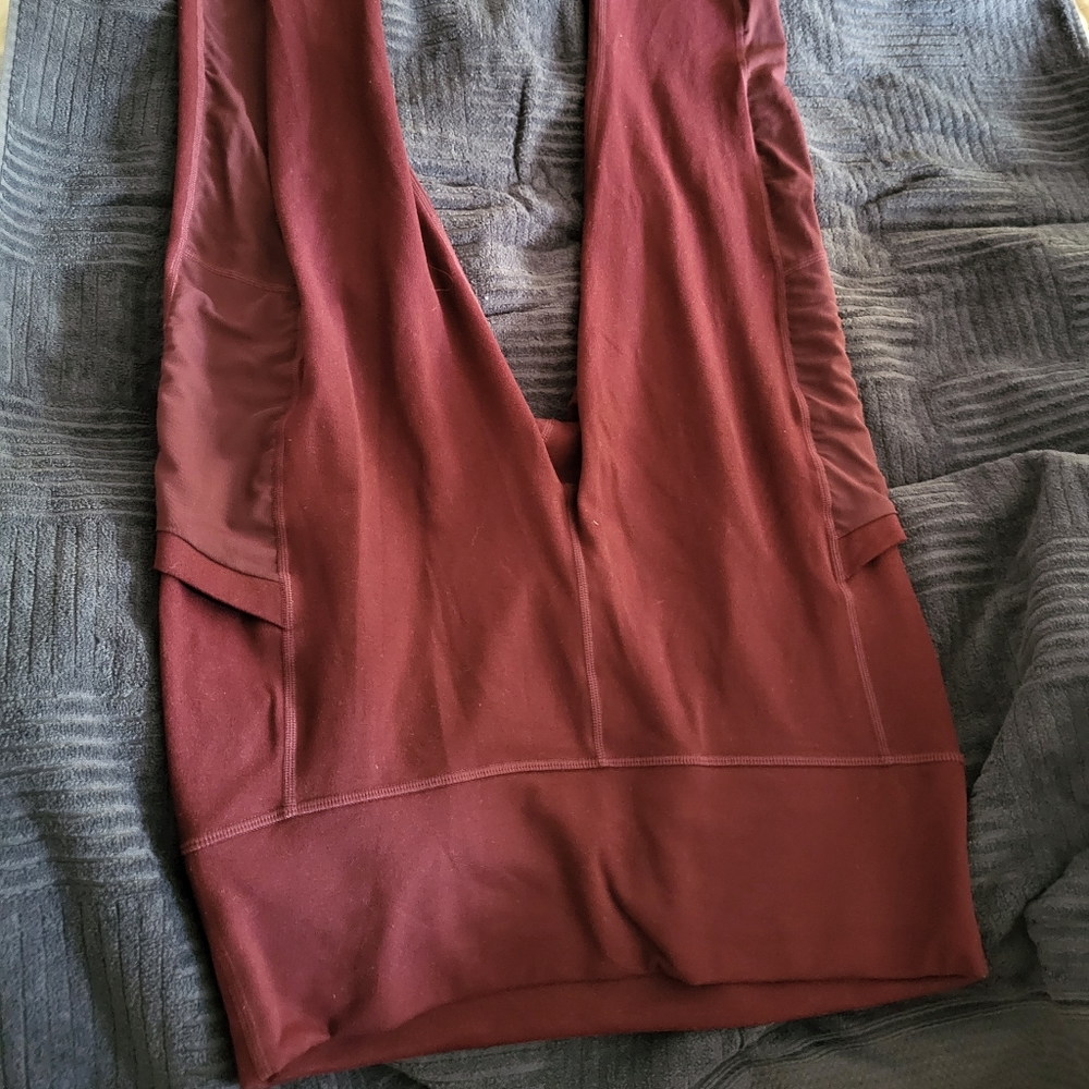 Fabletics powerhold maroon side pocket pants.